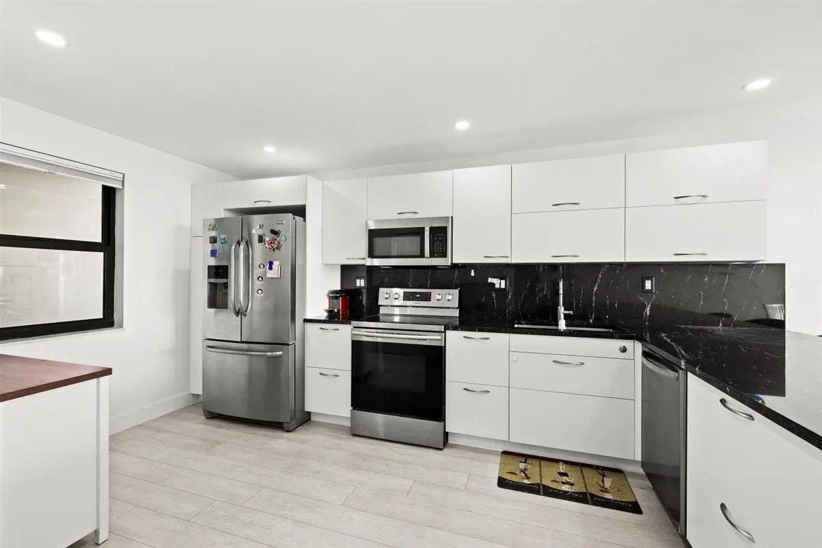 04-424A7387 at 1401 N Riverside Drive 1104, Pompano Beach