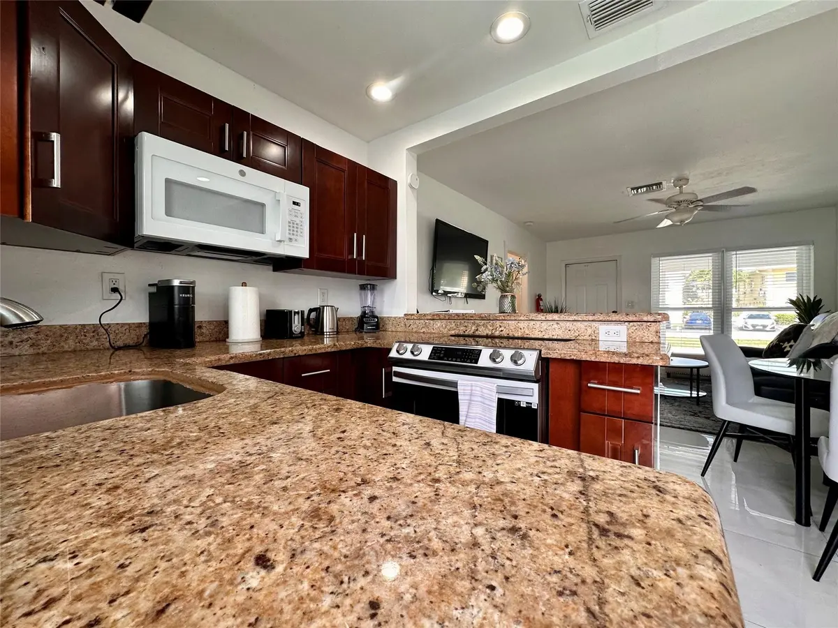 Photo 4 at 5411 NE 22nd Terrace, Fort Lauderdale