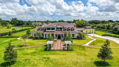 10250 El Paraiso Place, Delray Beach – Single Family Residence for sale