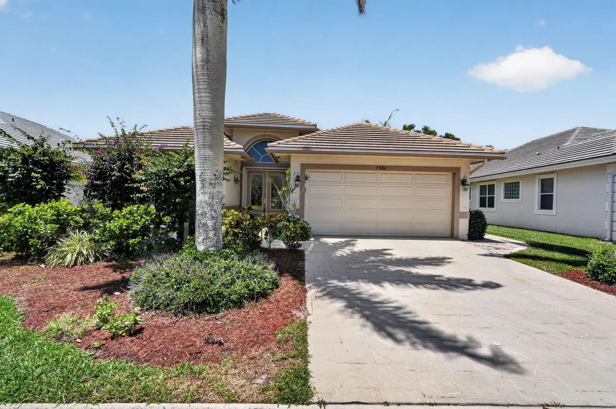 2-web-or-mls-_MLP5573 at 7982 SE Hempstead Circle, Hobe Sound