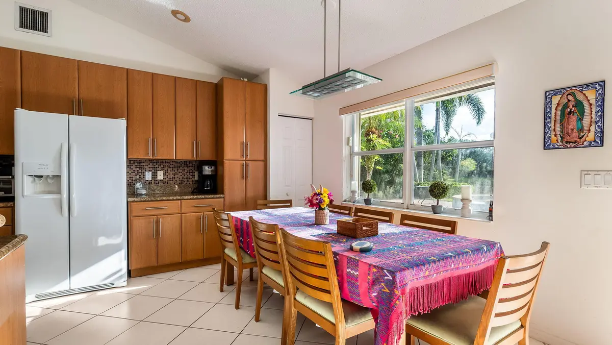 42-web-or-mls-DSC08149 at 3171 Overlook Road, Davie
