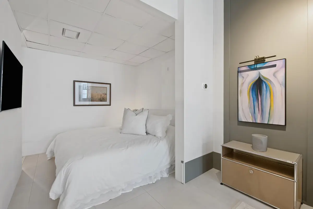 bedroom at 425 N Andrews Avenue 206, Fort Lauderdale