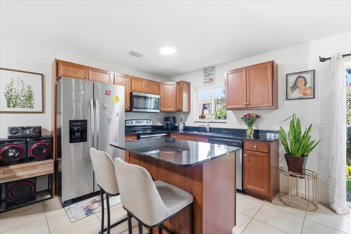 09-8I8A0508 at 1340 SW 53rd Avenue, North Lauderdale