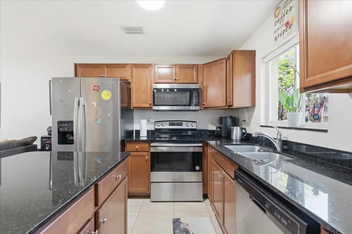 10-8I8A0518 at 1340 SW 53rd Avenue, North Lauderdale