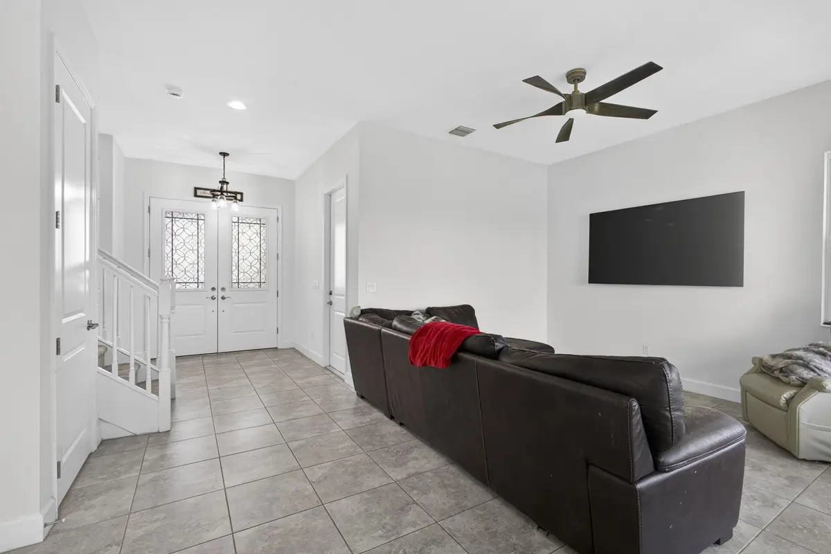 11-web-or-mls-BS1A3847 at 15034 Goldspar Court, Westlake