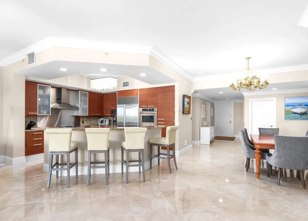 Gorgeous Marble Flooring at 701 SE 21st Avenue 304, Deerfield Beach