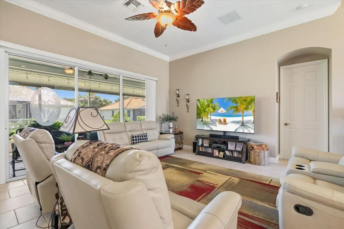 15-0B2A1058 at 5828 Pine Ridge Circle, Vero Beach