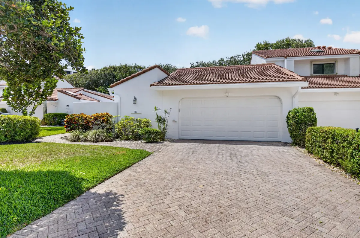 7374 Woodmont Court, Boca Raton, FL – photo 1