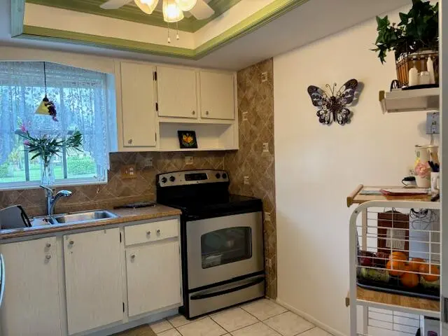 KITCHEN at 2936 Crosley Drive G, West Palm Beach