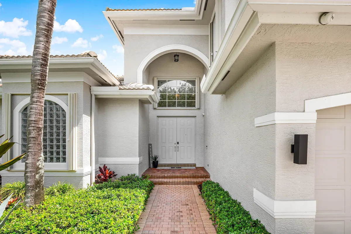 Entryway at 8861 Starhaven Cove, Boynton Beach