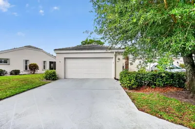 1081 Island Manor Drive, Greenacres – sold