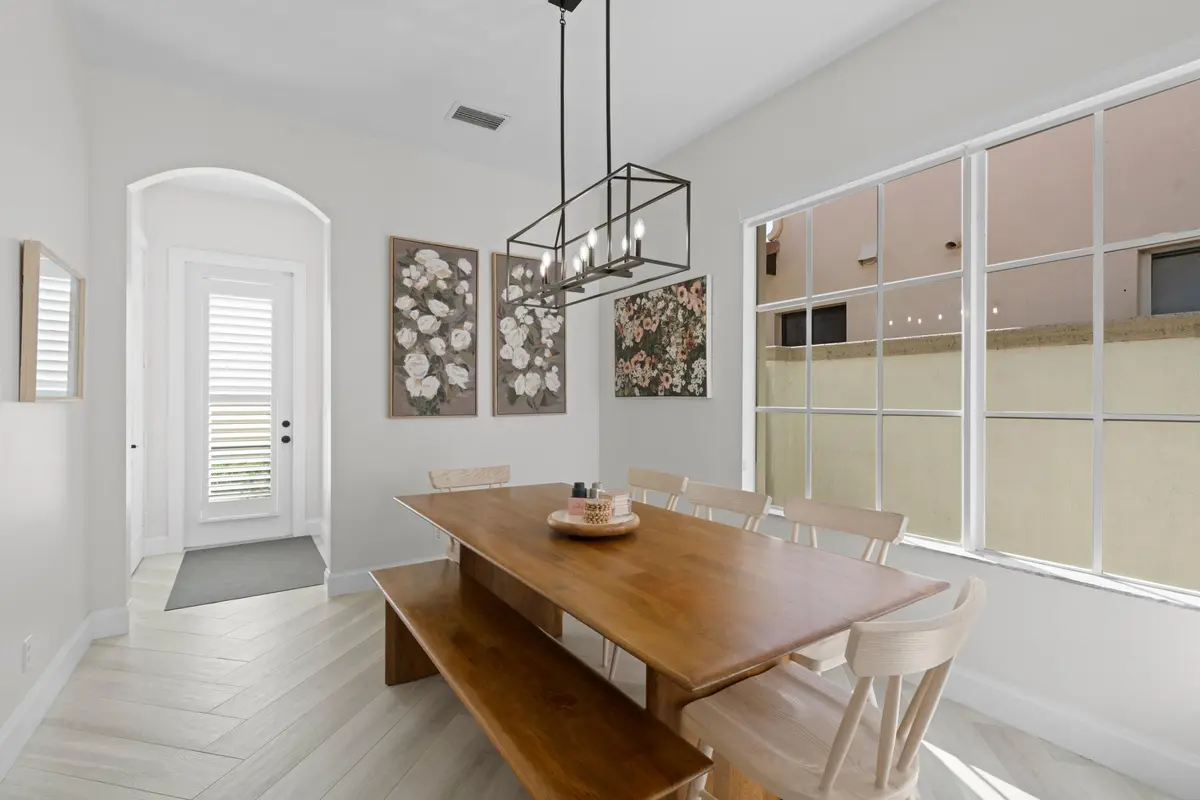 Dining-Breakfast at 30 Stoney Drive, Palm Beach Gardens
