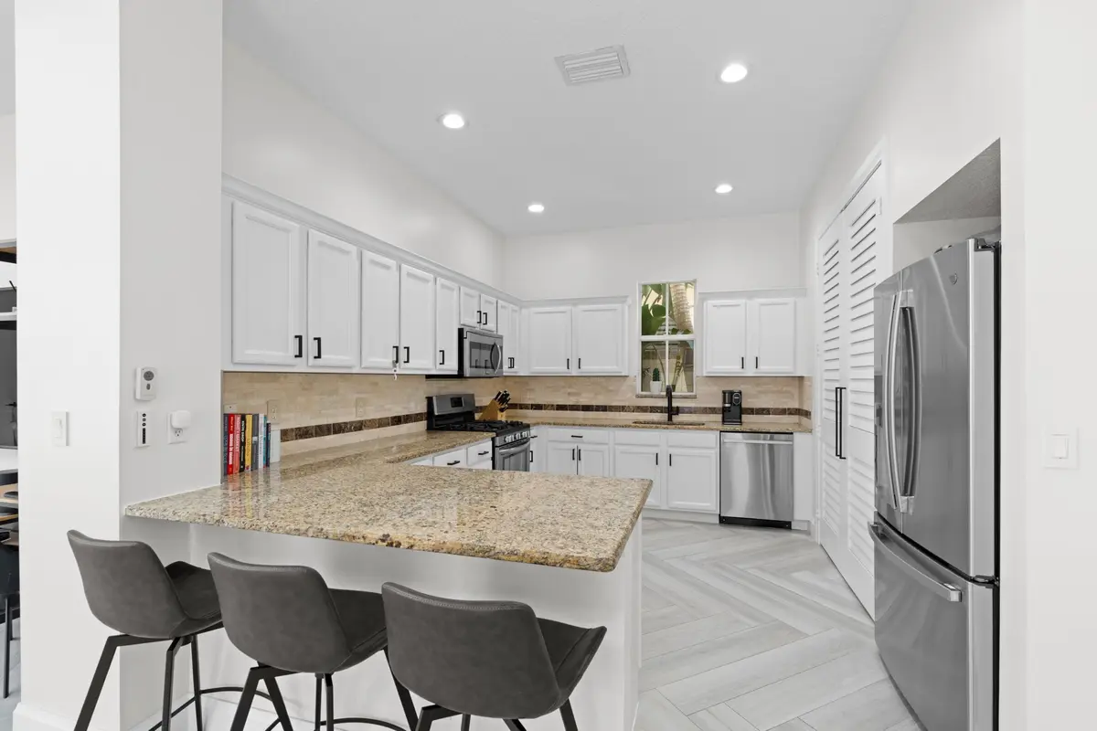 Kitchen at 30 Stoney Drive, Palm Beach Gardens