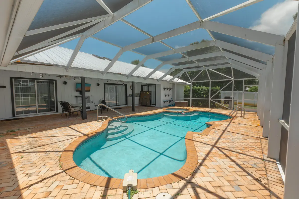 1.2 at 1616 SW 20th St Street, Vero Beach