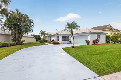 6413 Lansdowne Circle, Boynton Beach – sold