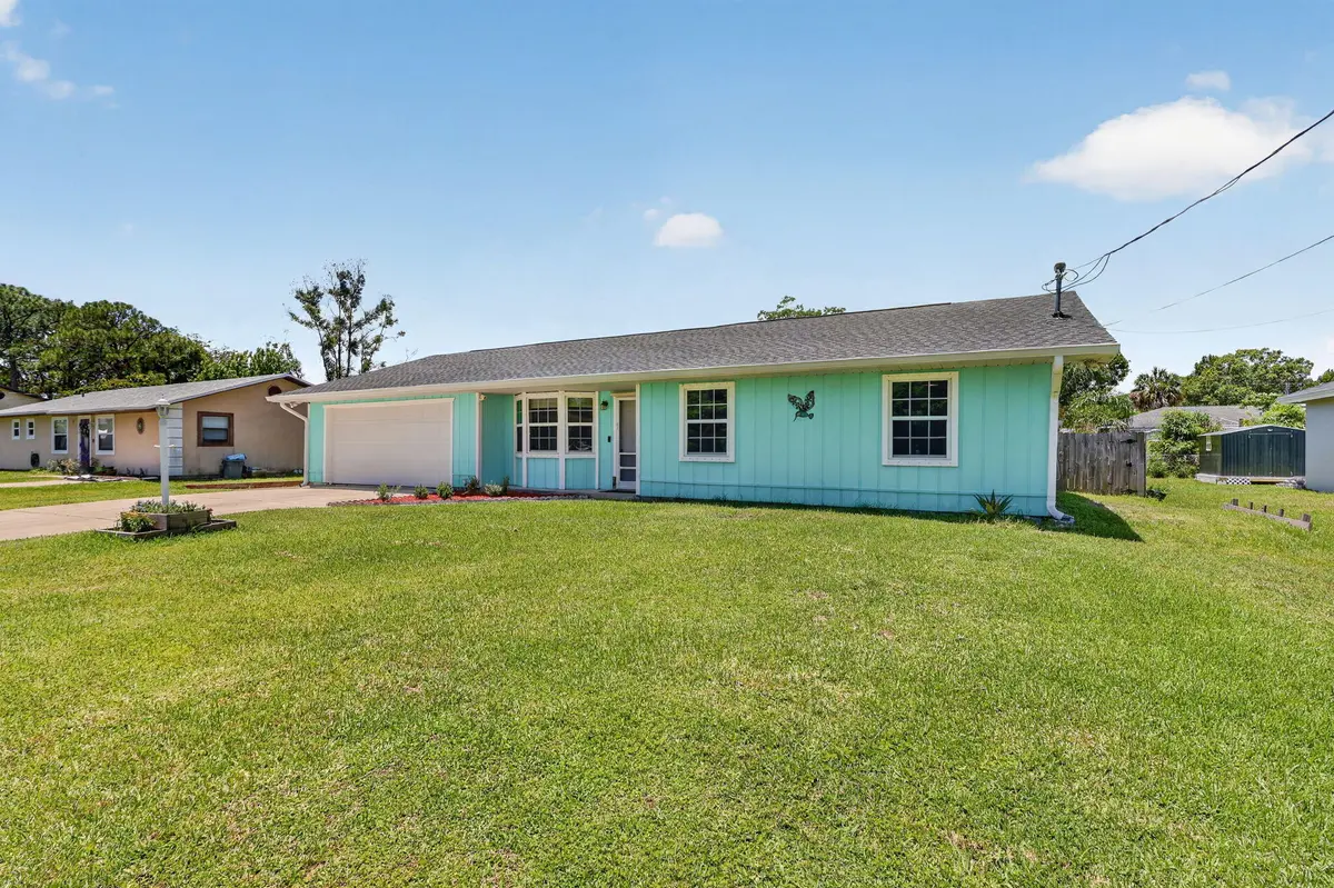Front Exterior at 5909 Spruce Drive, Fort Pierce
