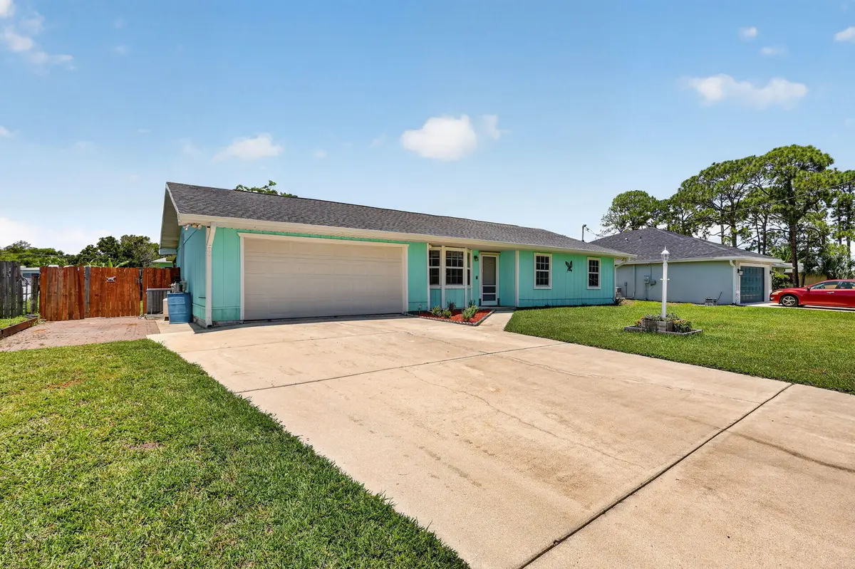 Front Exterior at 5909 Spruce Drive, Fort Pierce