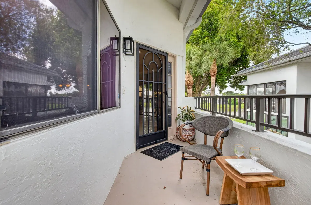 Front Porch at 15354 Strathearn Drive 12604, Delray Beach