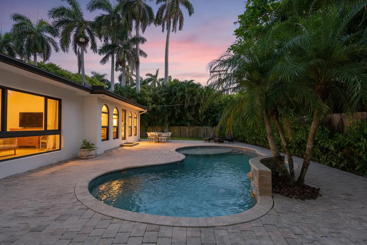 Twilight at 35 Anna Street, Ocean Ridge
