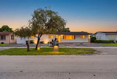 10040 SW 32nd Street, Miami – sold
