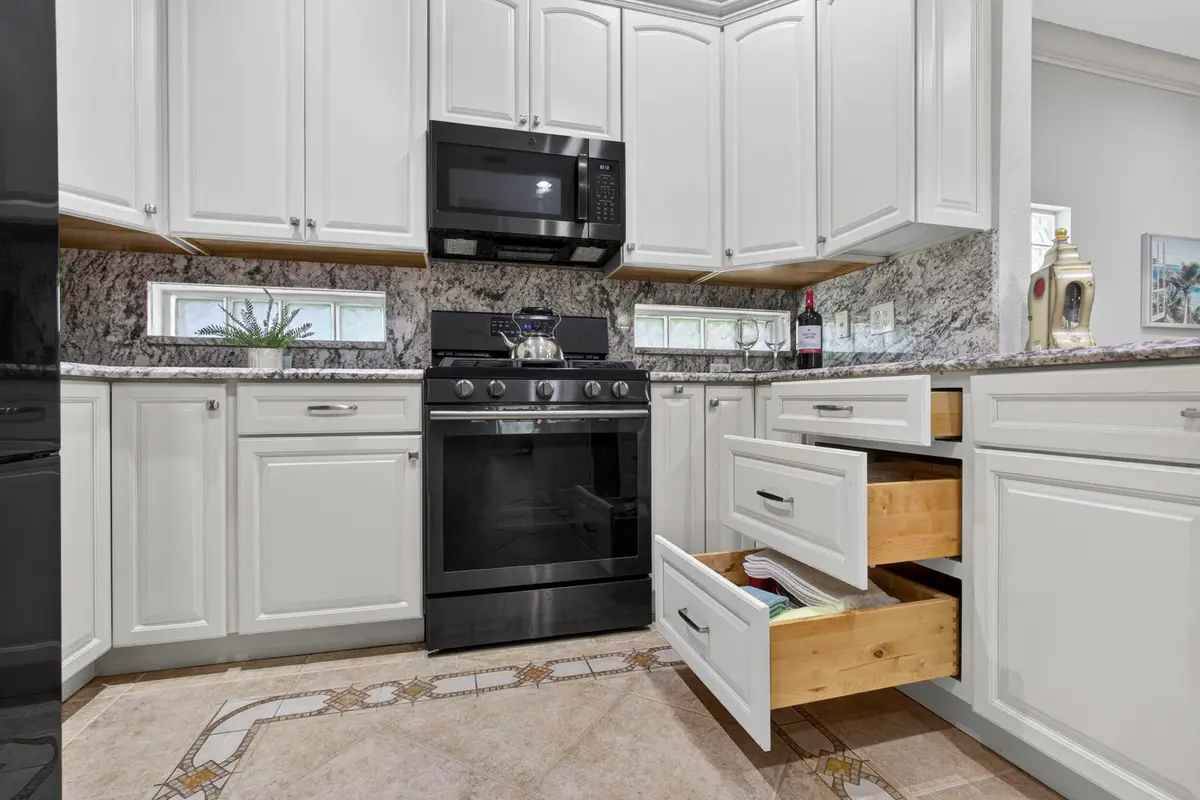 Pull out drawers at 118 Kensington Way, Royal Palm Beach