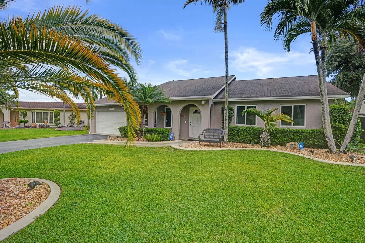 DSC08249 at 10141 SW 49th Court, Cooper City
