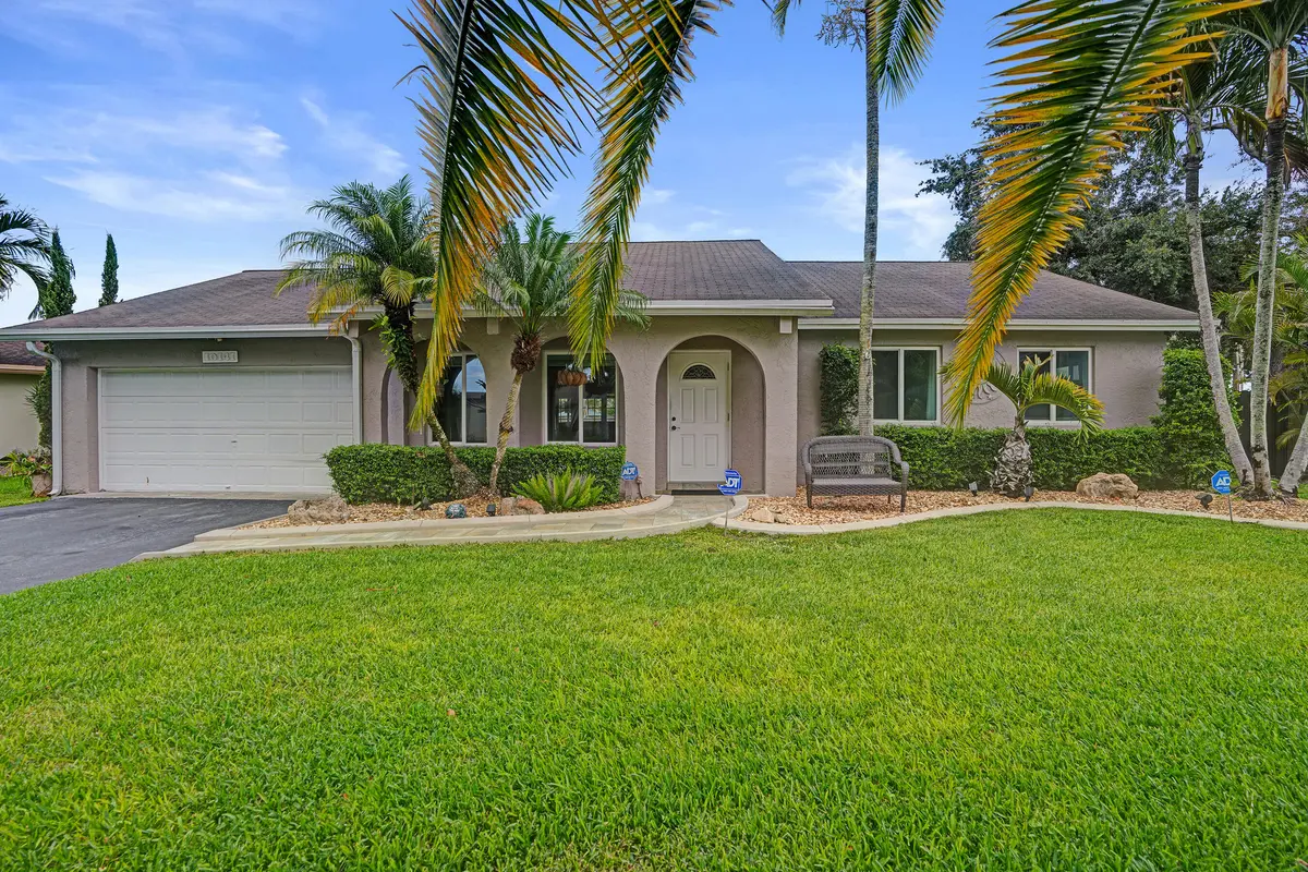 DSC08252 at 10141 SW 49th Court, Cooper City