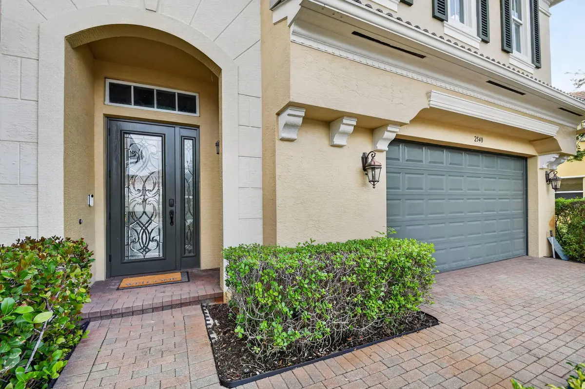 7-web-or-mls-DSC_8150 at 2540 Vicara Court, Royal Palm Beach