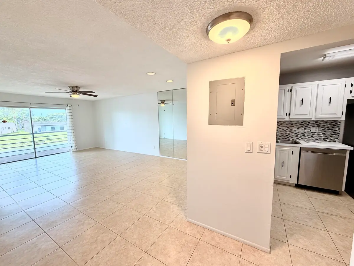 Kitchen at 120 Lake Evelyn Drive, West Palm Beach