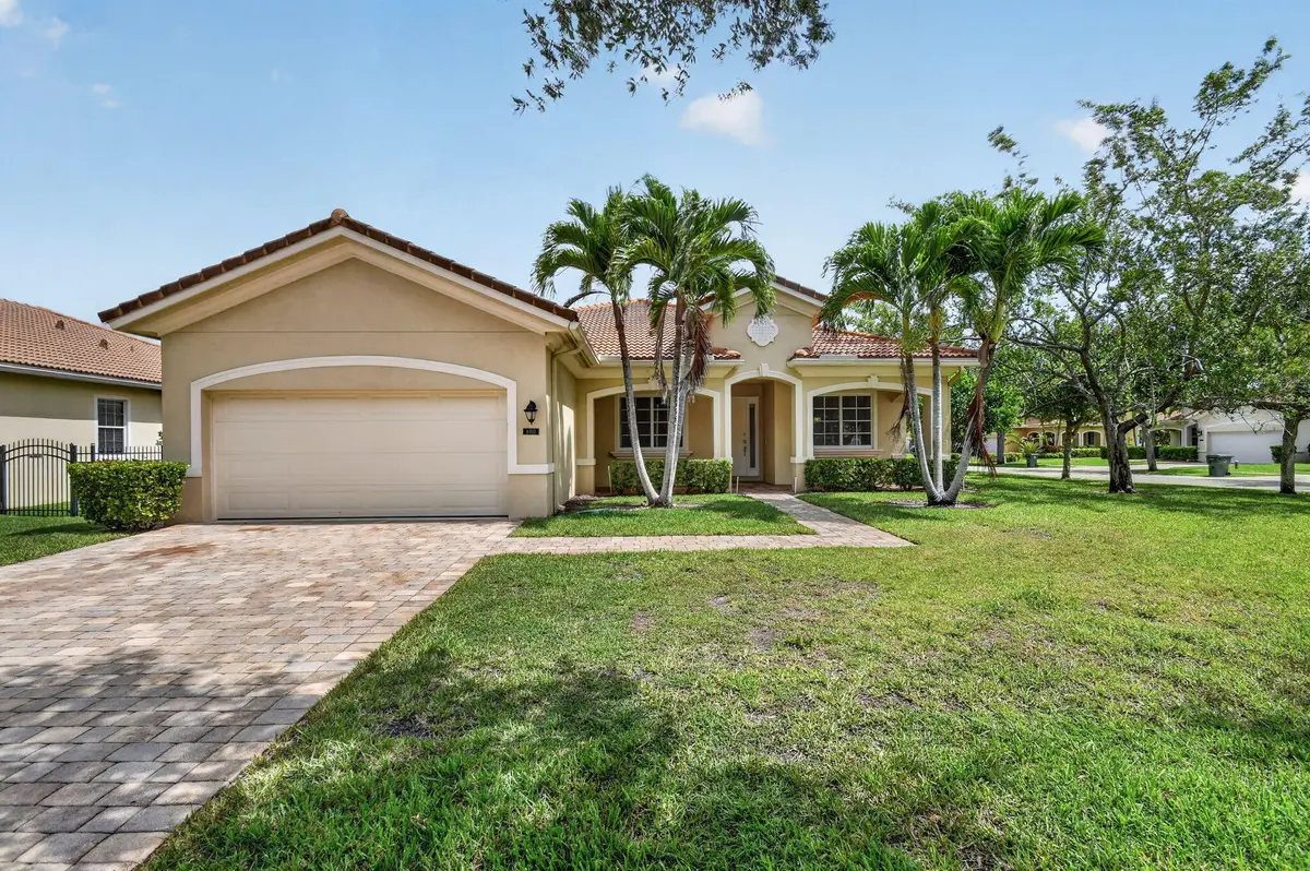 Front at 6810 Osage Circle, Greenacres