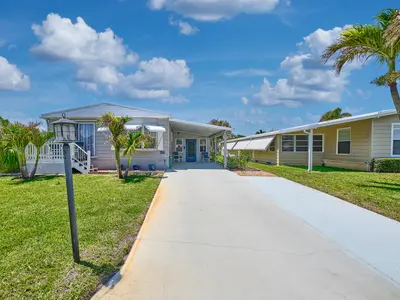 6977 SE Delegate Street, Hobe Sound – sold