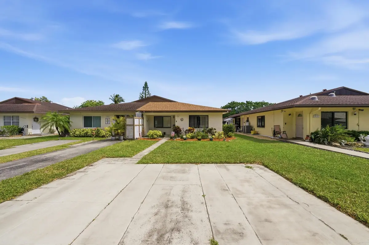 Concrete Drive at 10222 Pine Drive, Boynton Beach