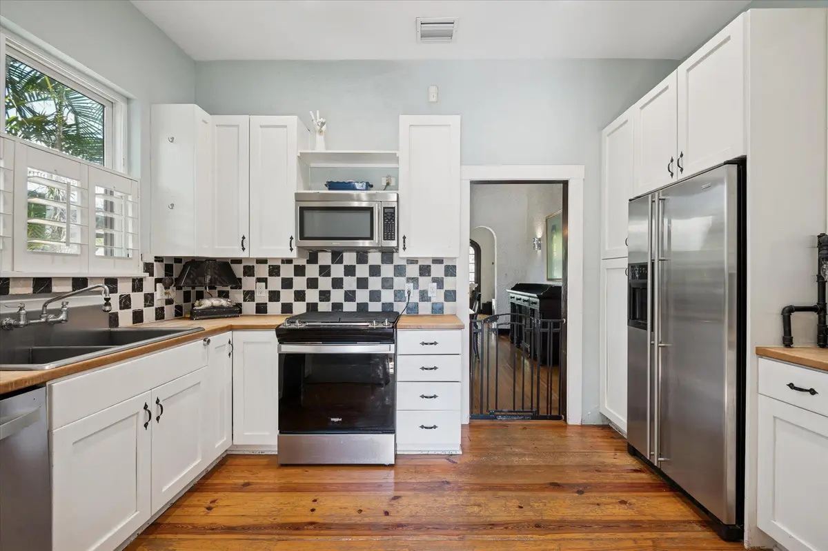 16-Akerstrom-704 SE 8th St-14 at 704 SE 8th Street, Fort Lauderdale