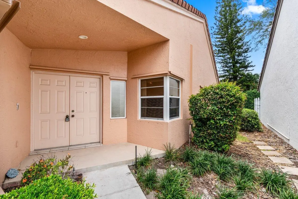 004-10001CountryBrookRoad-BocaRaton-FL-3 at 10001 Country Brook Road, Boca Raton