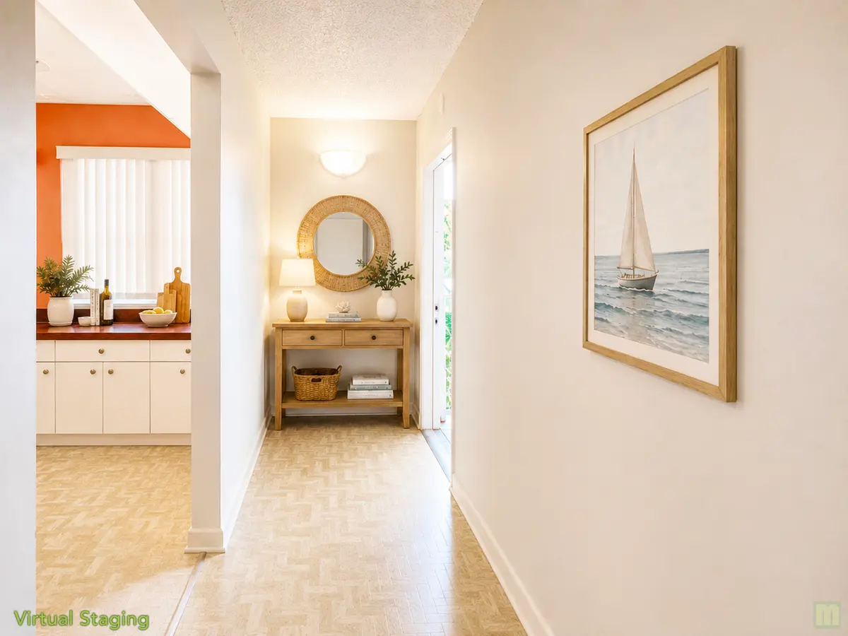 entry-hall-staged at 1901 Bermuda Circle M2, Coconut Creek