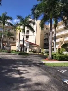 10720 NW 66th Street 412, Doral – Condominium for sale