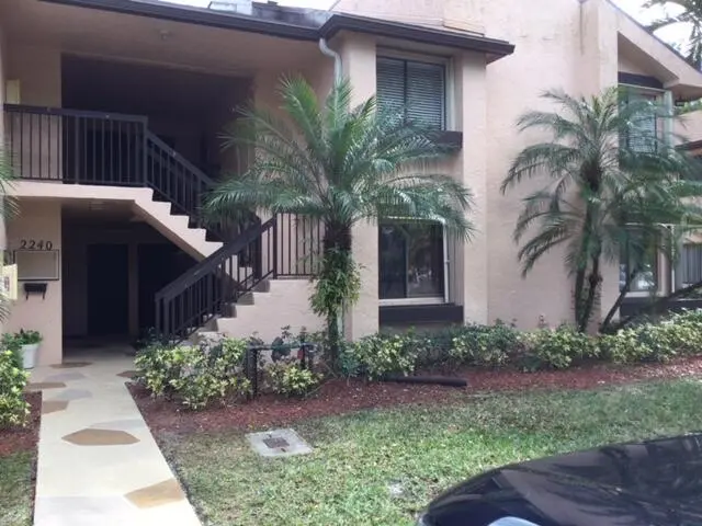 2240 FRONT 2402 CORNER BOTTOM at 2240 SW 92nd Terrace 2402, Davie