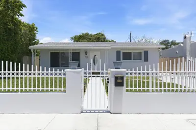715 Green Street, West Palm Beach – sold