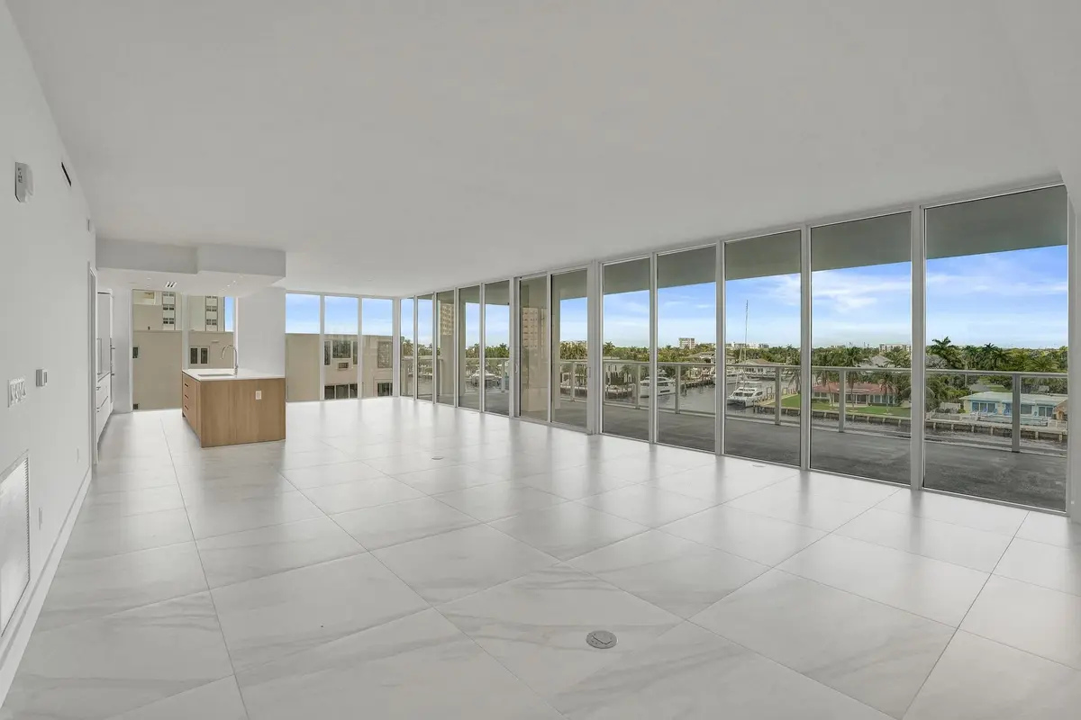 DSC07107 at 407 N Riverside Drive 401, Pompano Beach