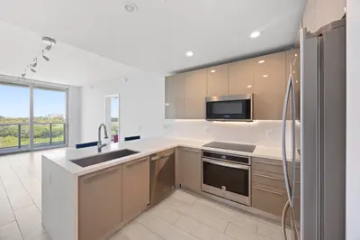 2000 Metropica Way 802, Sunrise – Condominium for sale