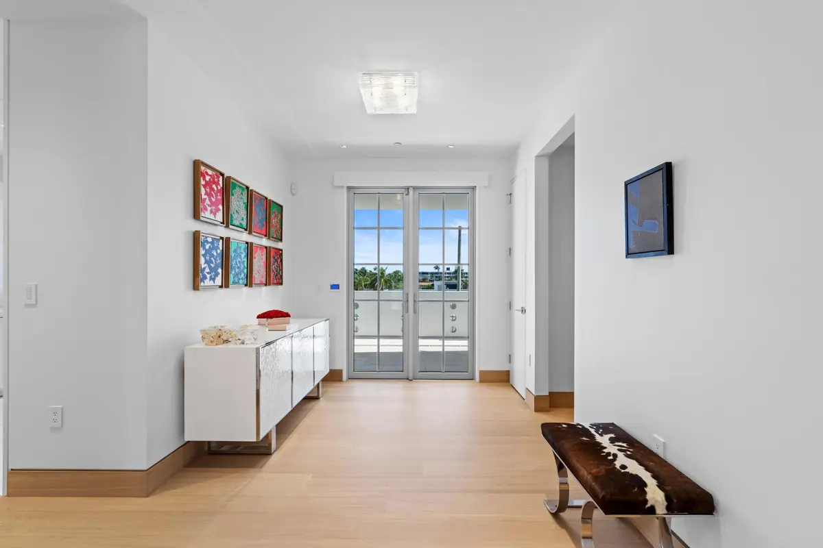 Foyer at 247 Worth Avenue Penthouse, Palm Beach