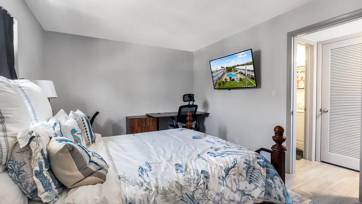10-print-DSC08586 at 228 Hibiscus Avenue 233, Lauderdale-By-The-Sea