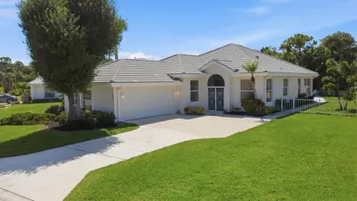 7756 SE Bay Cedar Circle, Hobe Sound – Single Family Residence for sale