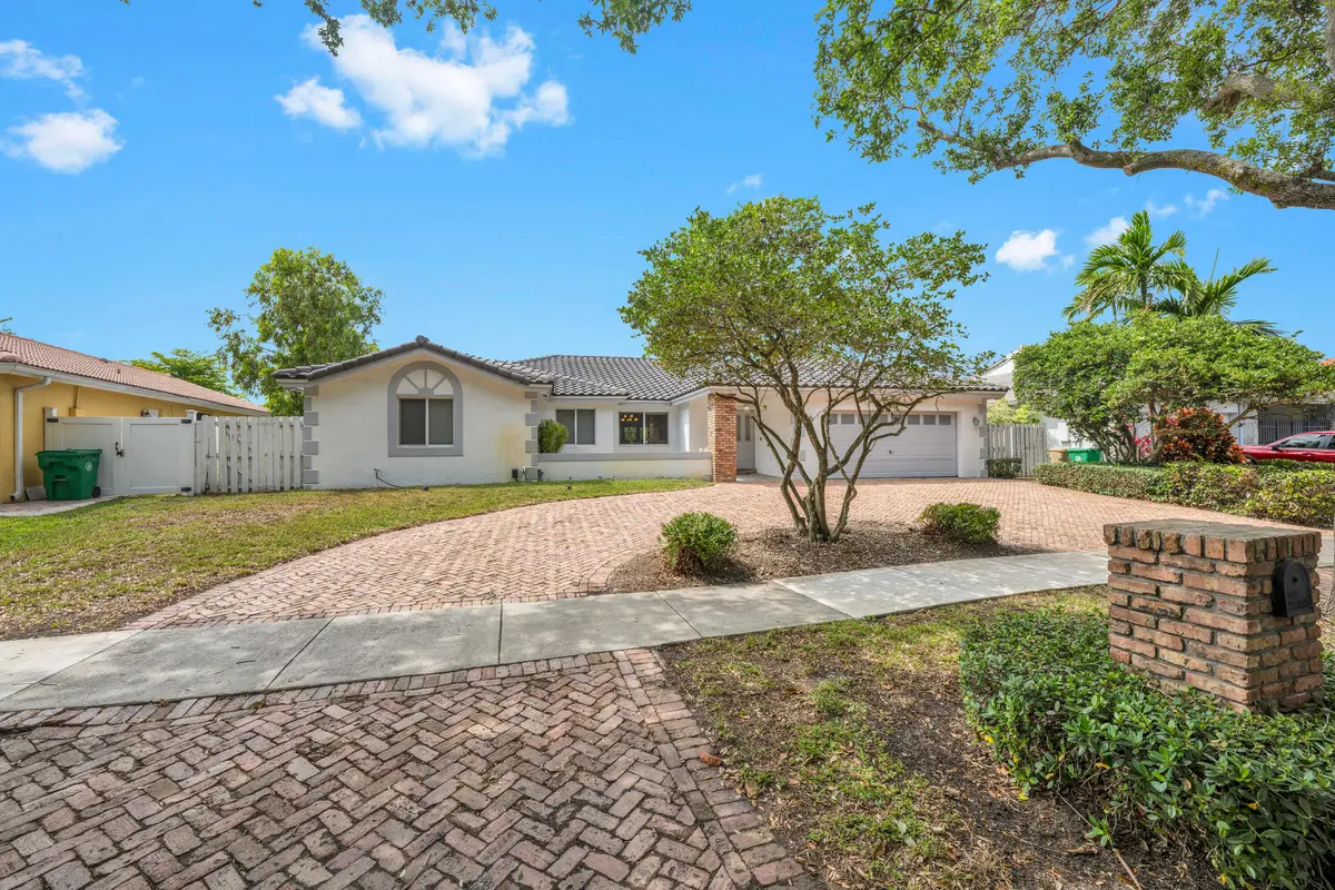 5791 Hawkes Bluff Ave 00004 at 5791 Hawkes Bluff Avenue, Davie