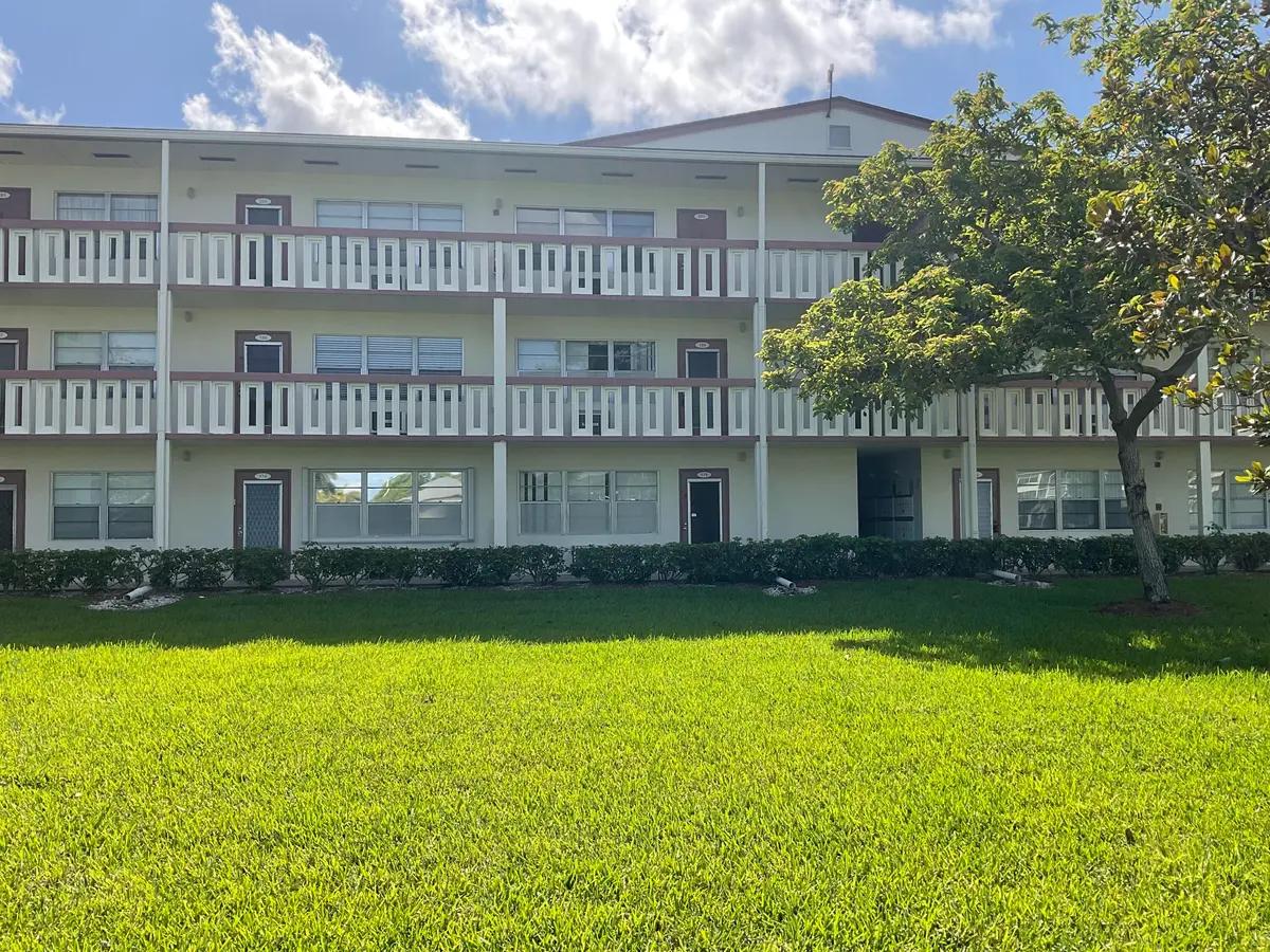 IMG_1530 at 189 E Preston Way, Boca Raton