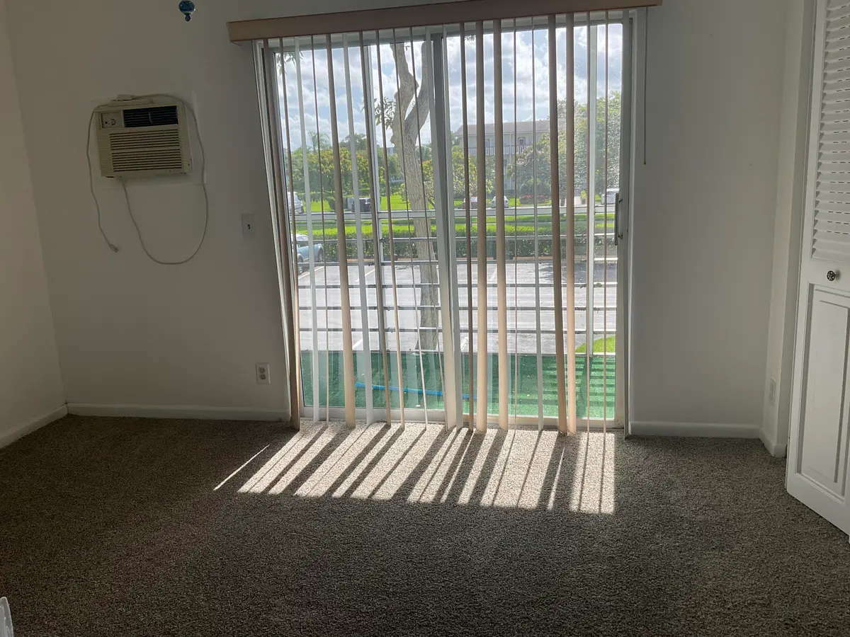IMG_1538 at 189 E Preston Way, Boca Raton