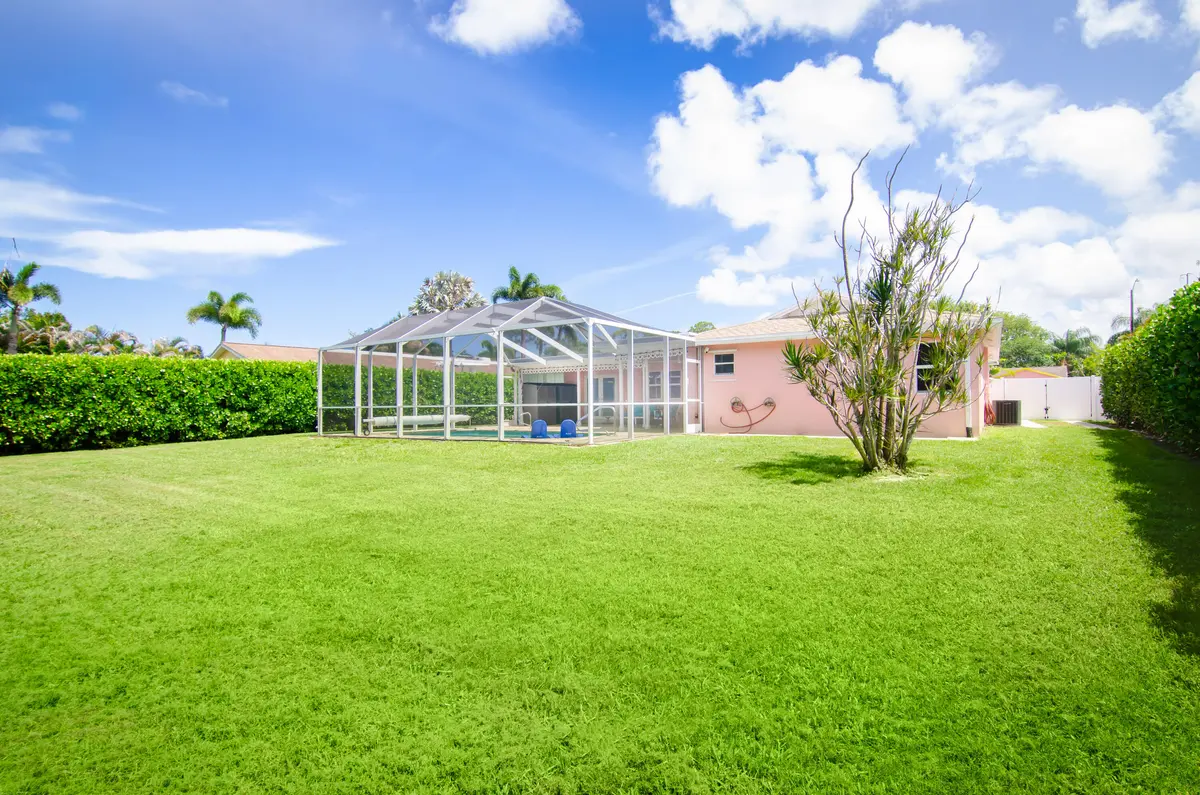 VIS_1909 at 613 Oak Terrace, Jupiter