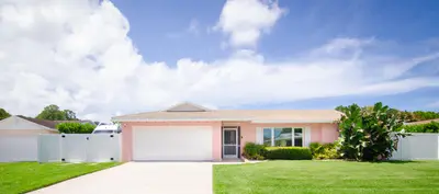 613 Oak Terrace, Jupiter – Single Family Residence for sale