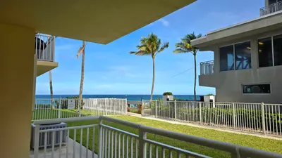 1161 Hillsboro Mile 107, Hillsboro Beach – Condominium for rent