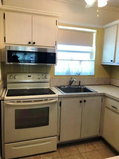 1115 Lake Terrace 210, Boynton Beach – Condominium for sale